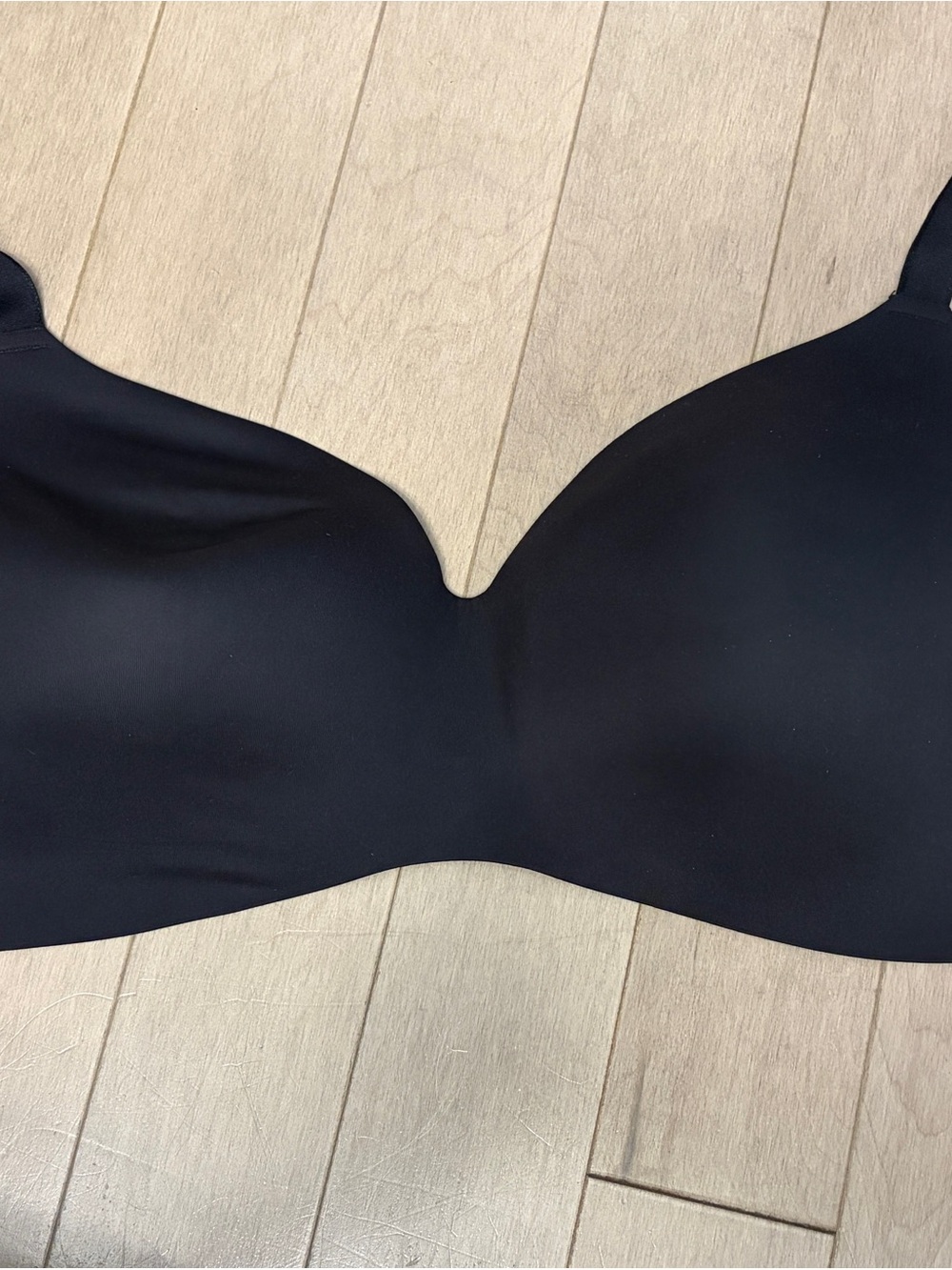 knix Smooth Black Seamless T-Shirt Bra NEVER WORN